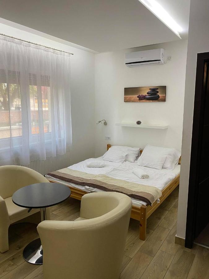 Fuerjes Apartments Tiszafüred Zewnętrze zdjęcie